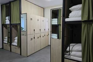 Хостел Trend House Hostel. Место в женском 16-местном номере  5
