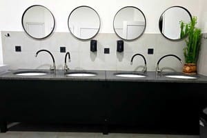 Хостел Trend House Hostel. Место в женском 16-местном номере  28