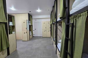 Хостел Trend House Hostel. Место в общем 18-местном номере  8