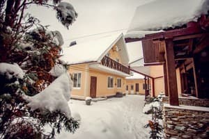 Частная усадьба У Елі