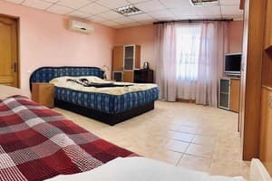 Мини-отель У Поттера. Стандарт трехместный  1
