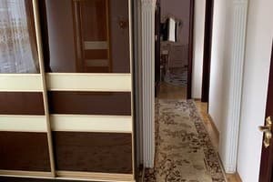 Коттедж У Роксолани. Люкс двухместный  двухкомнатный (2+2 детей) 4