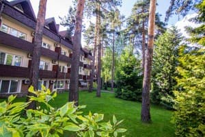 Україна 9