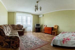 В центре на ул. Гагарина, 43 4