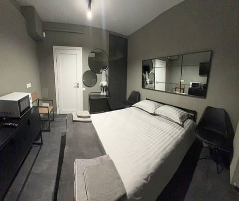 Viale Apartments 7
