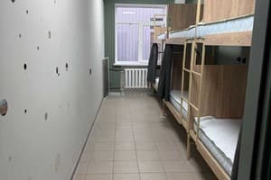 Хостел Vibe Place. Место в мужском 5-местном номере  2