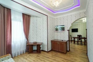 Санаторий Виктор. Люкс двухместный трехкомнатный 1
