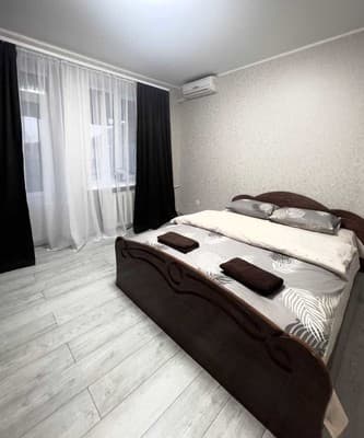 Квартира ViktoryHome на Металлургов 24
