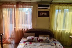 Квартира ViktoryHome на Металургів 9. Апартаменти двомісний (2+4) 5