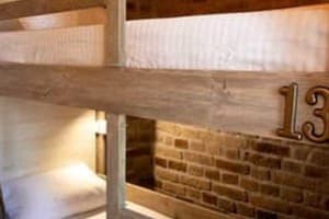 Хостел ViktoryHome. Місце у жіночому 6-місному номері нижнє 2