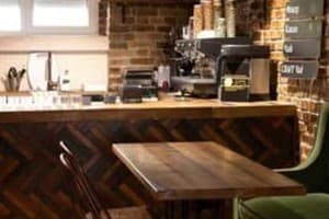 Хостел ViktoryHome. Місце у жіночому 6-місному номері нижнє 6