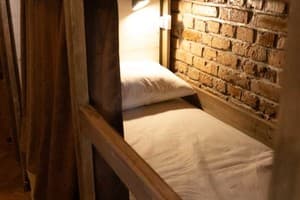 Хостел ViktoryHome. Місце у загальному 4-місному номері верхнє 9