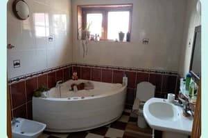 Отель Волчья хижина. Коттедж 6-местный Частный дом +4 8