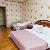 Яскраві квіти. Alex Apartments. Безконтактне заселення 24/7 1-2/28