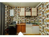 Яскраві квіти. Alex Apartments. Безконтактне заселення 24/7 17