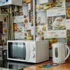 Яскраві квіти. Alex Apartments. Безконтактне заселення 24/7 18-19/28