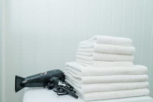 Яскраві квіти. Alex Apartments. Безконтактне заселення 24/7 23