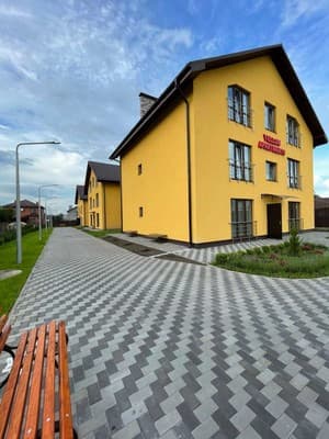 Yellow Apartments 3