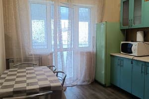 Квартира часть дома на Щербанюка 59. Апартаменты 4-местный второй этаж 7