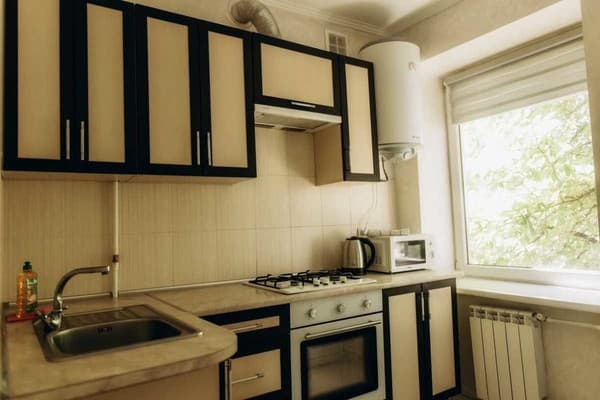 двухкомнатная, ул. Патриарха Мстислава, 1 6