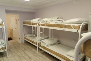 Хостел женский Hostel Dvor. Место в женском 10-местном номере комната 3 1