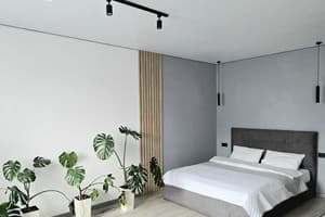 на Миколаївській 4