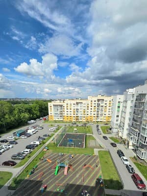на Миколаївській 13