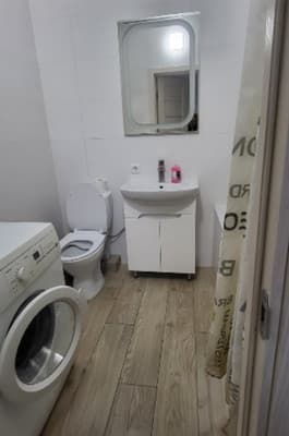 на Яровица 11 11