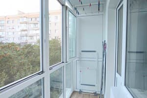 на проспекте Центральный 141А 4