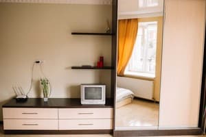 Квартира на ул. Крушельницкой 55. Апартаменты двухместный  4