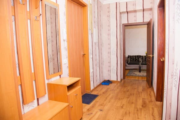 на ул.Сталеваров, 7 11