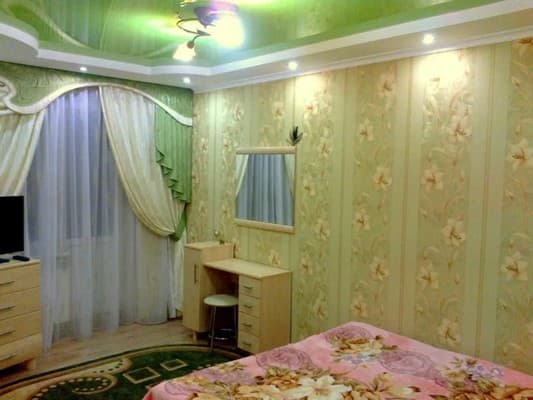 на вул. Харьковская 12 5