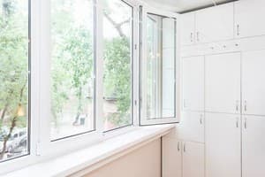 по ул. Независимой Украины 63/43 14