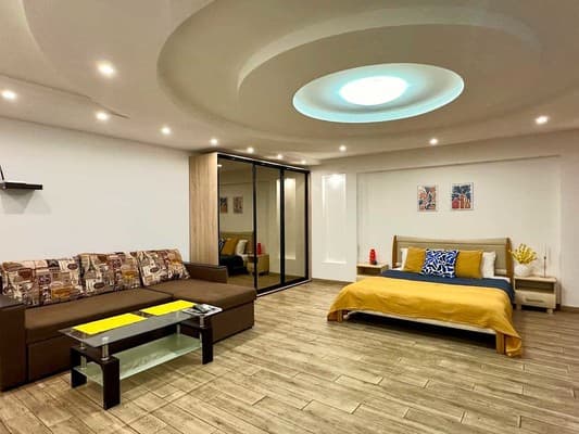 студия на ул. Патриотическая 56-А 1