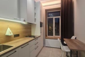 Квартира в центре, ул. Л. Украинской, 46. Апартаменты двухместный  9