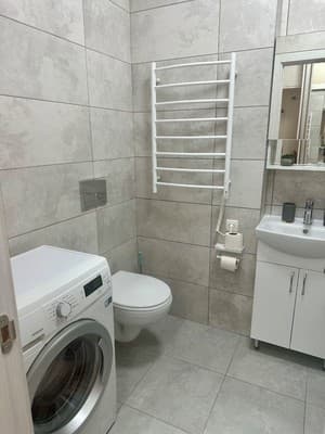 в новостройке Центр, проспект Соборный 7