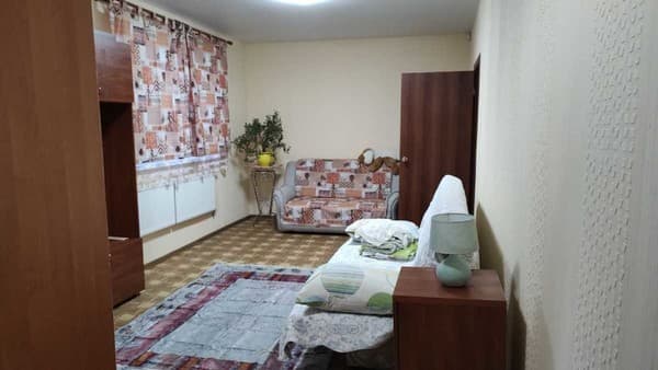  возле Андреевского Собора 1
