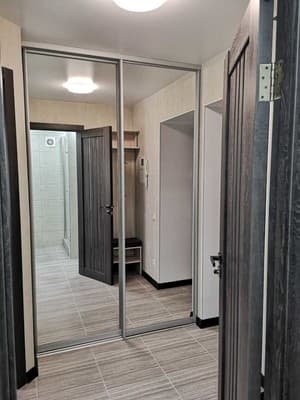возле театра, ул. Почтовая 55 5