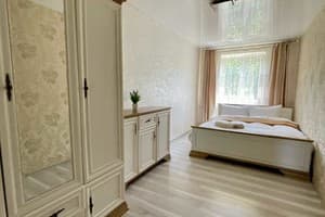 вул. Качали, 1 3